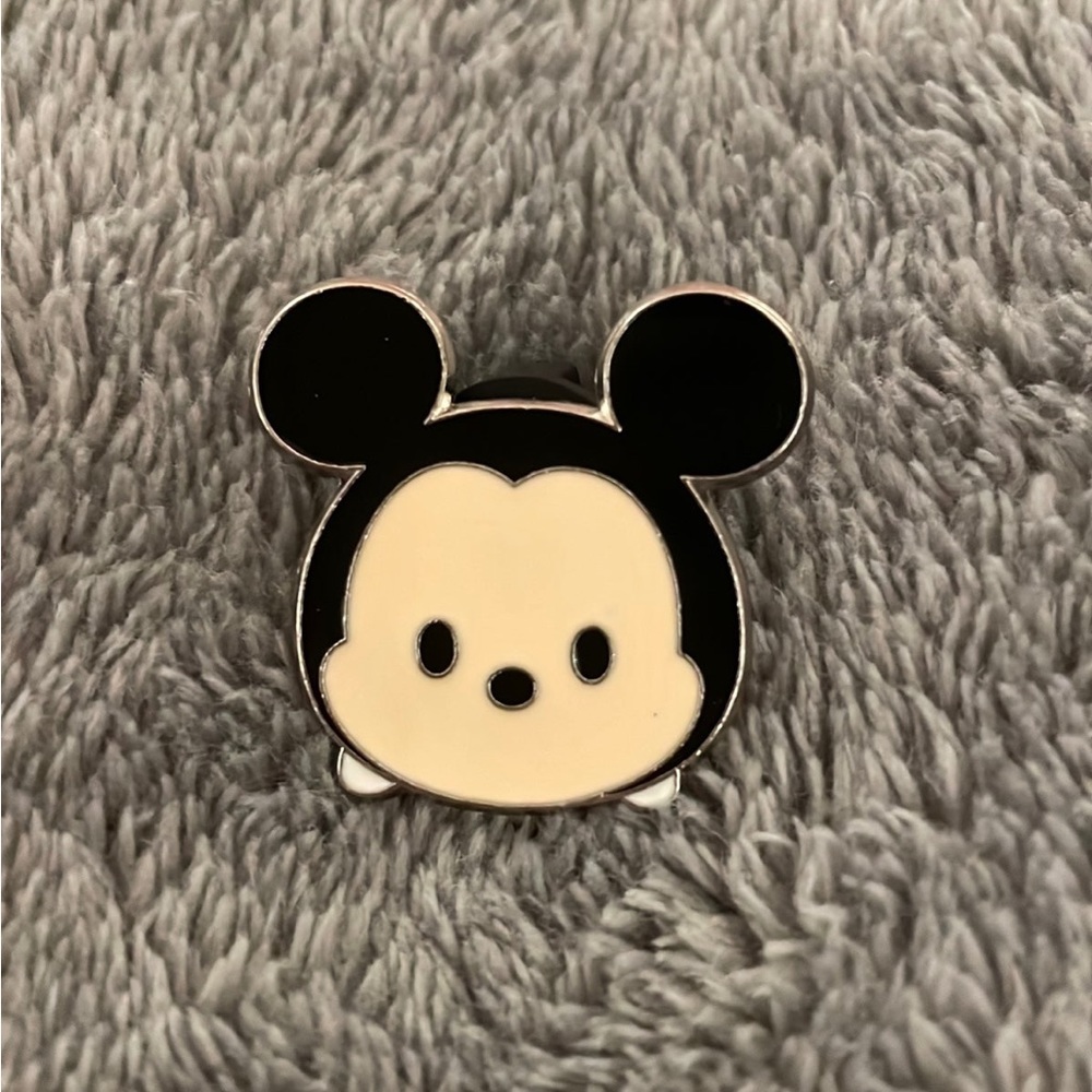 Disney Mickey Mouse Pin
